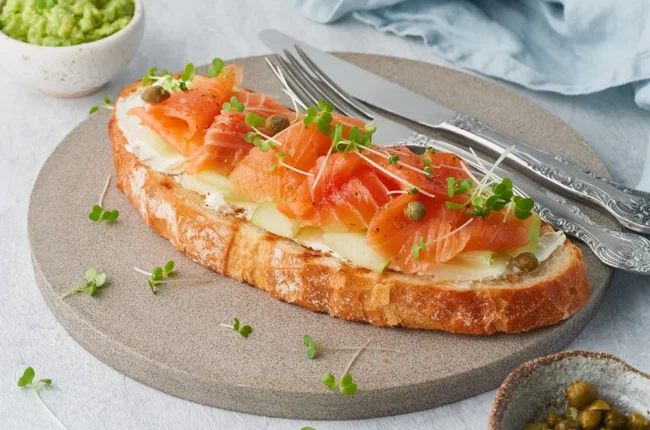 Bruschettas de salmón